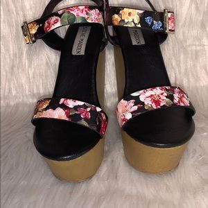 Steve Madden wedges